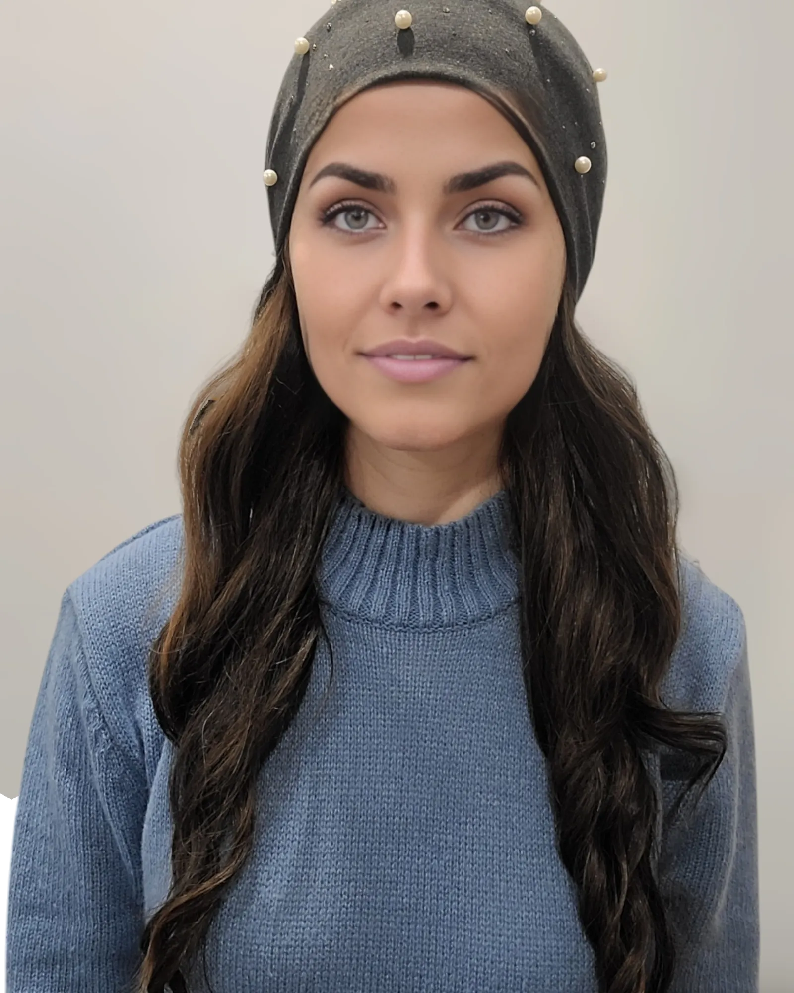 Cotton Beanie with Pearls