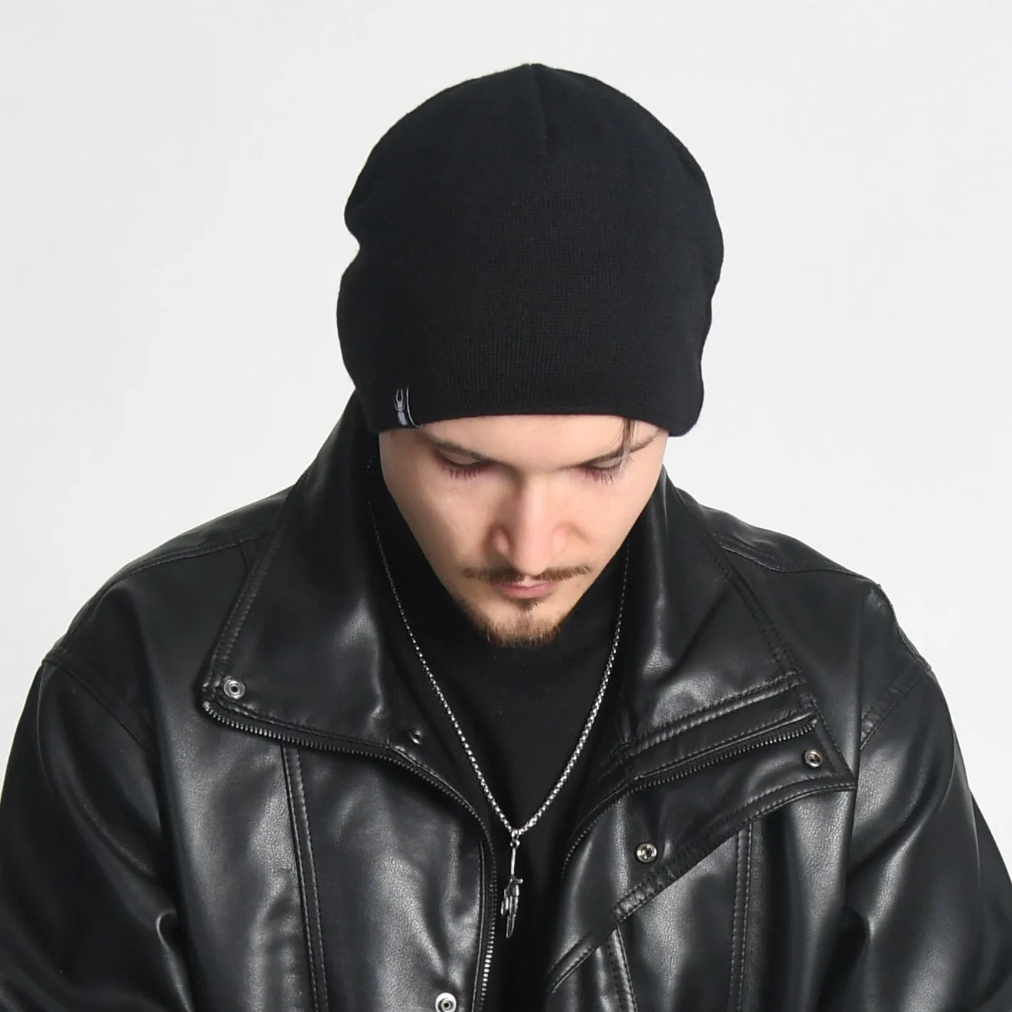 Galea Shadow Black Beanie