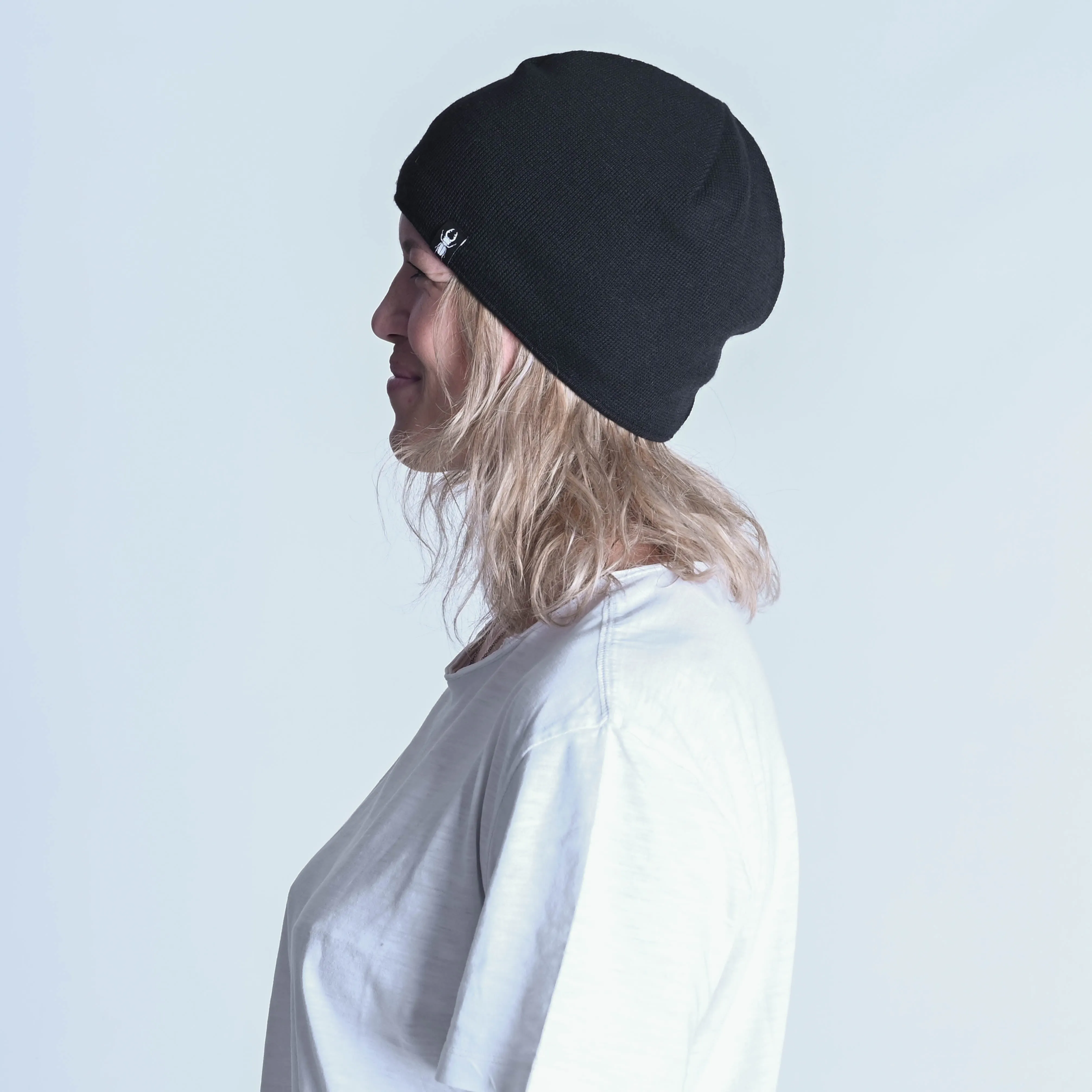 Galea Shadow Black Beanie